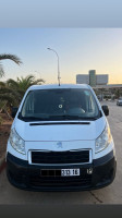 voitures-peugeot-expert-2013-vu-long-alger-centre-algerie