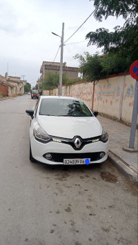 voitures-renault-clio-4-2014-constantine-algerie