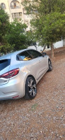 voitures-renault-clio-5-rs-line-2023-chlef-algerie