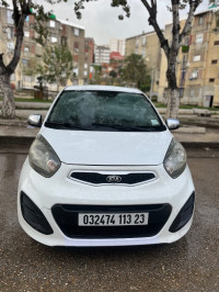 voitures-kia-picanto-2013-picano-annaba-algerie