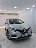 voitures-renault-captur-2022-intens-bouchegouf-guelma-algerie