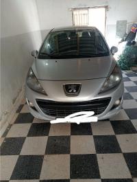 سيارات-peugeot-207-2012-العلمة-سطيف-الجزائر
