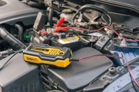 Varo Chargeur intelligent de Batterie