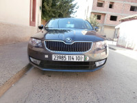 voitures-skoda-octavia-2014-ambiente-bouira-algerie