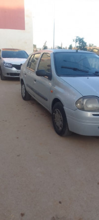 voitures-renault-clio-classique-2000-relizane-algerie