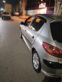 سيارات-peugeot-206-2005-براقي-الجزائر