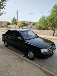 سيارات-hyundai-accent-2004-المدية-الجزائر