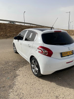 voitures-peugeot-208-2014-allure-tixter-bordj-bou-arreridj-algerie