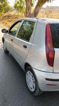 سيارات-fiat-punto-2012-الدويرة-الجزائر