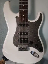Guitare électrique SQUIER Stratocaster (by fender)