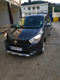 voitures-dacia-stepway-7place-2020-privilege-tipaza-algerie