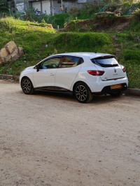 voitures-renault-clio-4-2015-limited-jijel-algerie