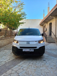 voitures-fiat-doblo-2024-nouveau-constantine-algerie