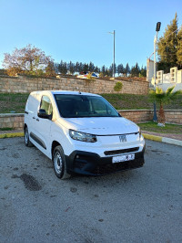 voitures-fiat-doblo-2024-nouveau-constantine-algerie