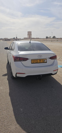 voitures-hyundai-accent-2019-djamaa-el-meghaier-algerie