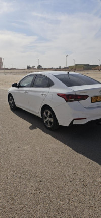 voitures-hyundai-accent-2019-djamaa-el-meghaier-algerie