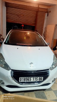 voitures-peugeot-208-2015-allure-ighram-bejaia-algerie