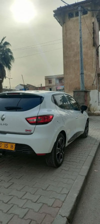 voitures-renault-clio-4-2015-limited-les-eucalyptus-alger-algerie