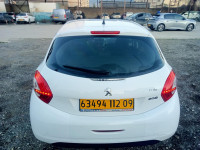 voitures-peugeot-208-2012-blida-algerie