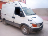 fourgon-iveco-c11-2001-akbou-bejaia-algerie