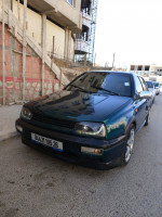 voitures-volkswagen-golf-3-1995-berrouaghia-medea-algerie