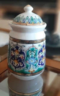 Serie de porte épices en céramique 