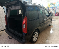 voitures-citroen-berlingo-multispace-2014-batna-algerie