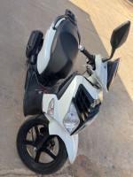 motos-et-scooters-sym-hd2-2019-medea-algerie