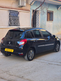 voitures-renault-clio-3-2012-night-and-day-mchedallah-bouira-algerie