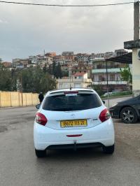سيارات-peugeot-208-2013-allure-رمضان-جمال-سكيكدة-الجزائر