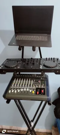 Dj