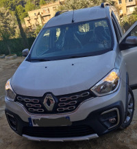 voitures-renault-kangoo-2024-stepway-saoula-alger-algerie