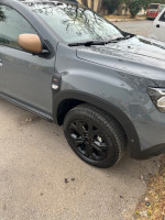 voitures-dacia-duster-extreme-gold-2024-annaba-algerie