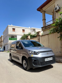 voitures-fiat-doblo-2023-blida-algerie