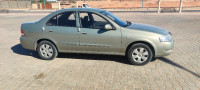 voitures-nissan-sunny-2010-el-hadjira-touggourt-algerie