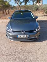 moyenne-berline-volkswagen-golf-7-2018-carat-alger-centre-algerie