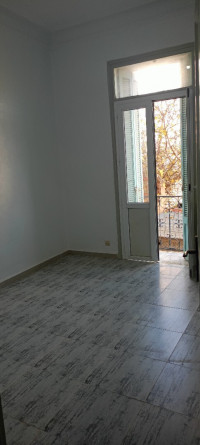 appartement-location-f2-alger-belouizdad-algerie