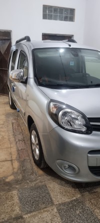 السيارات-النفعية-renault-kangoo-2022-confort-تيارت-الجزائر