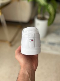 Tommy Hilfiger P44 thumbnail 5