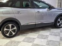 السيارات-النفعية-peugeot-3008-2022-allure-عين-فكرون-أم-البواقي-الجزائر