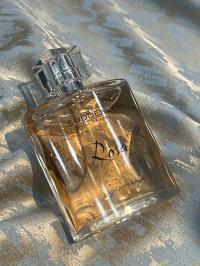عطر روزا نسائي