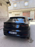 voitures-porsche-cayenne-2022-batna-algerie