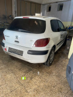 voitures-peugeot-307-2002-algerie