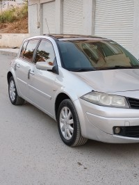 سيارات-renault-megane-2-2008-باتنة-الجزائر