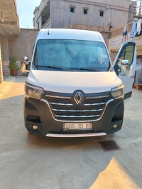 van-renault-master-2021-aomar-bouira-algeria