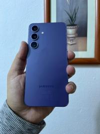 Samsung Galaxy S24 sans accesoires thumbnail 3