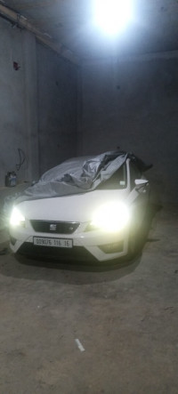 voitures-seat-leon-2016-fr15-tlemcen-algerie