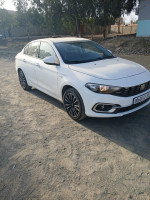 voitures-fiat-tipo-2024-bordj-menaiel-boumerdes-algerie