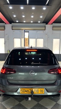 سيارات-volkswagen-golf-7-2018-carat-الجلفة-الجزائر