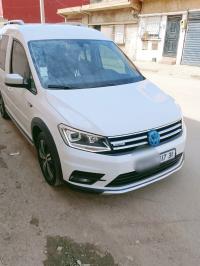 voitures-volkswagen-caddy-2017-oran-algerie